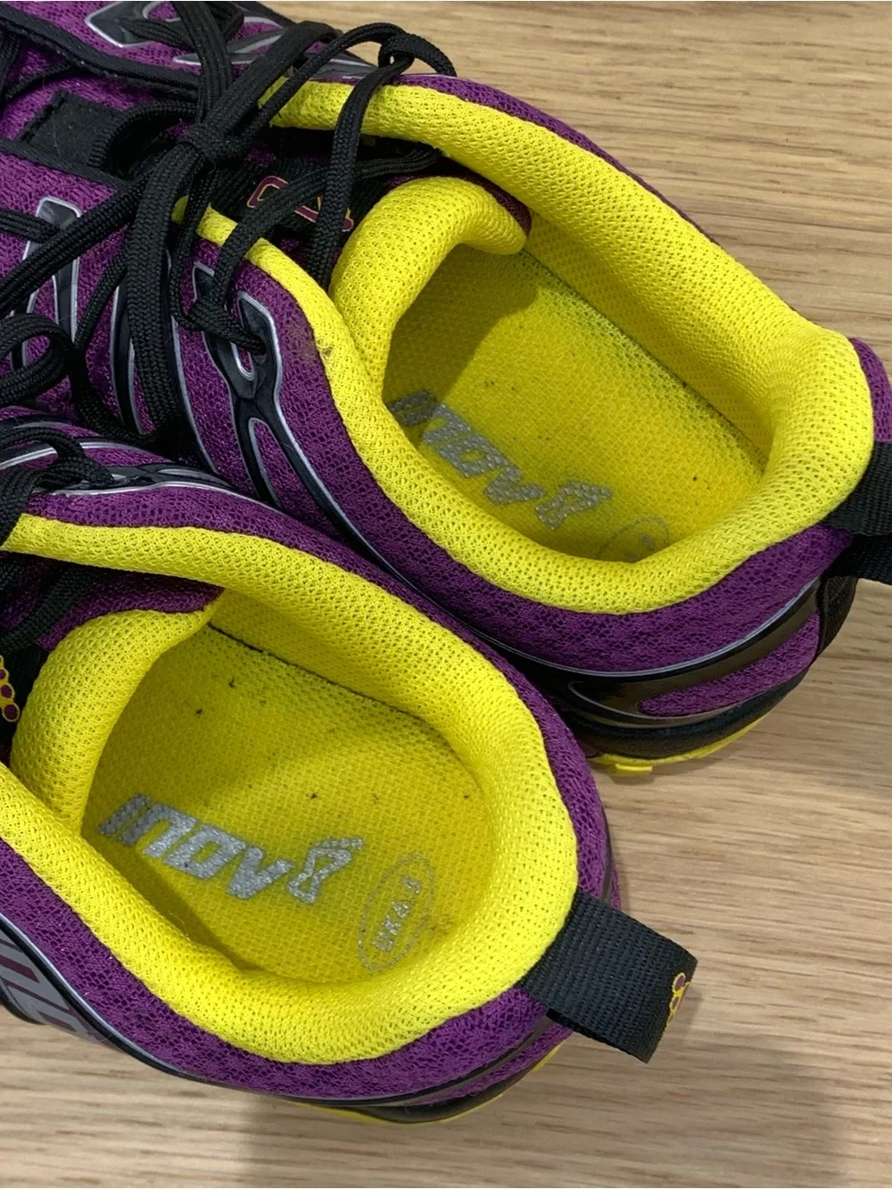 Inov-8 Trailroc 246 Womens Size 9 Purple Yellow Trail Running Shoes Excellent